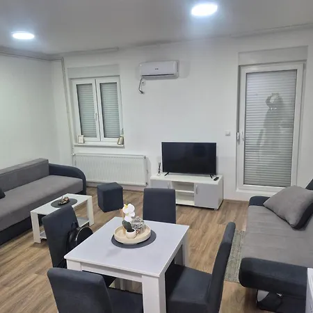 Jovanovic Royal Apartment *